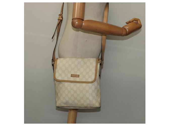 Gucci Borsa a spalla GG Supreme in PVC bianco e oro 223666 Auth ep9826 D'oro - vista 22
