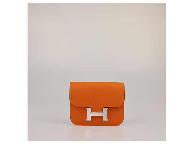 Cartera Slim Constance en Epsom Naranja de Hermès - vista 2