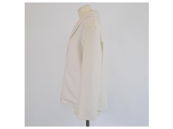 Langarmjacke mit cremefarbenen Metallknöpfen von Hermès Roh - Ansicht 2