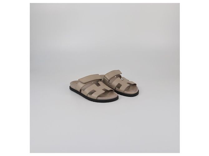 Hermès Beige Mastic Chypre Sandalen - Ansicht 2