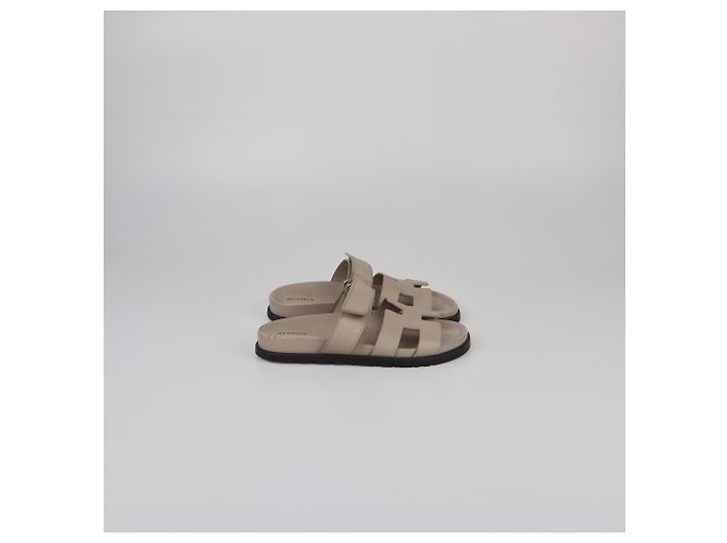 Hermès Beige Mastic Chypre Sandalen - Ansicht 3
