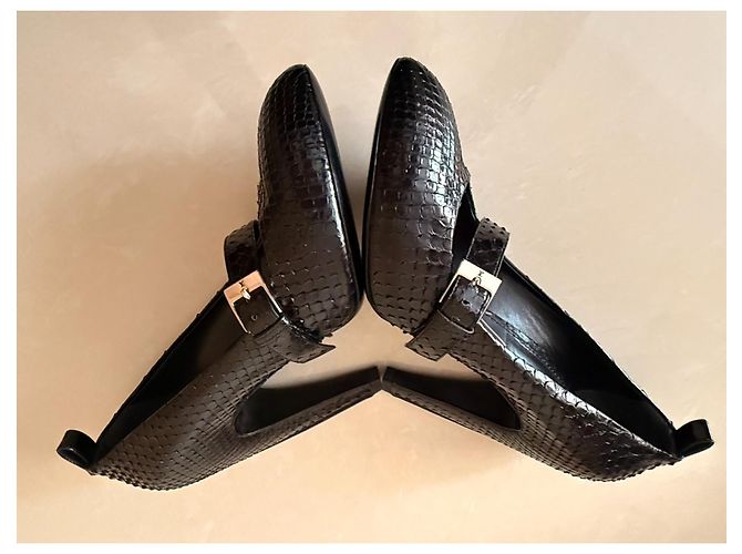 Décolleté Louis Vuitton in pelle nera 37 EU Nero - vista 11