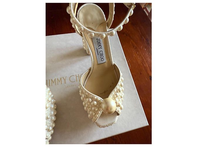 Décolleté con plateau Jimmy Choo in pelle bianca con perle Bianco - vista 8