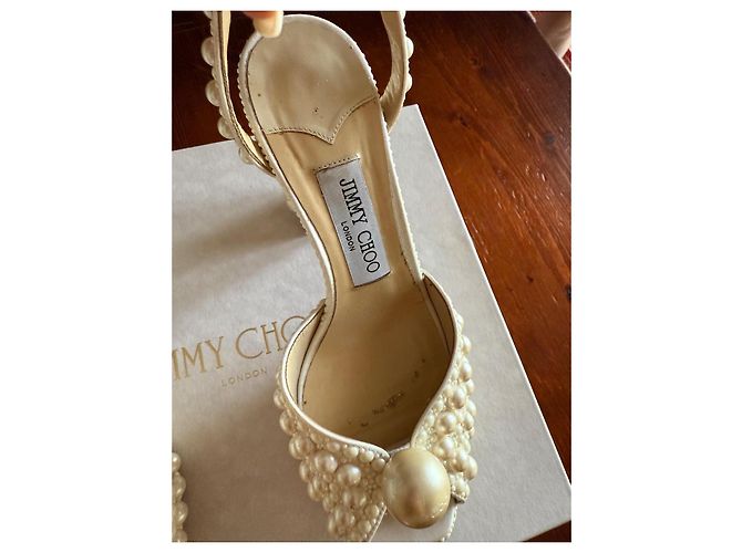 Décolleté con plateau Jimmy Choo in pelle bianca con perle Bianco - vista 9
