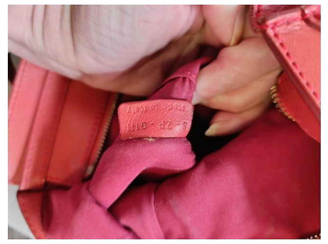 Borsa Céline Nano Luggage rossa in pelle di agnello Rosso - vista 9