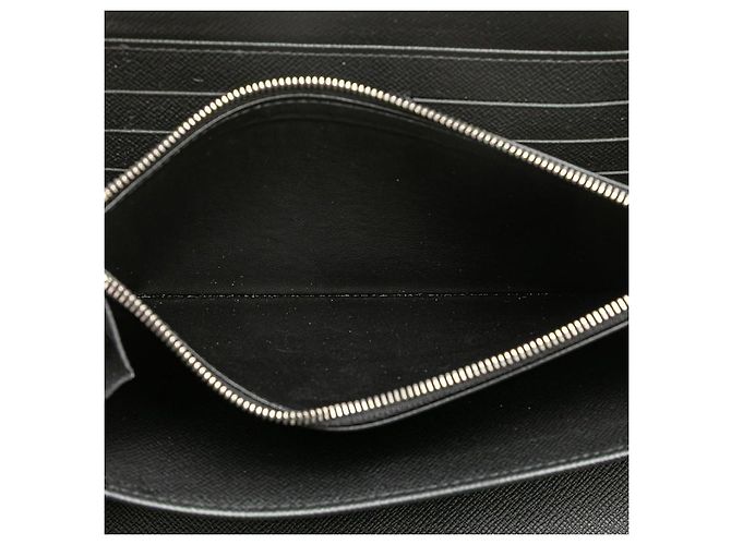 Organizer Zippy NM Taiga Louis Vuitton Nero - vista 10