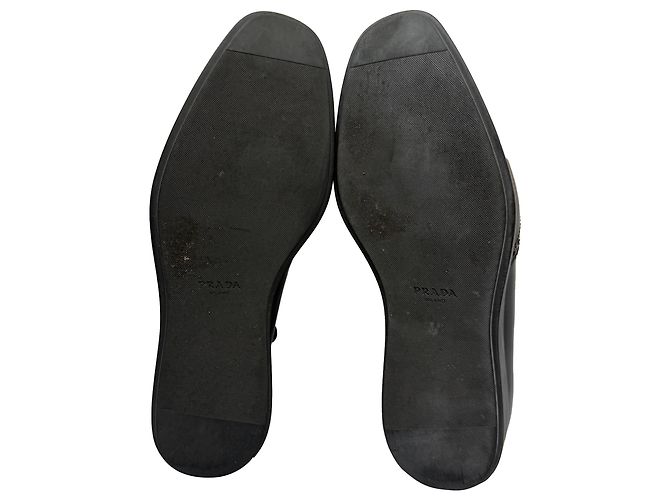 Prada Schnür-Brogue-Schuhe aus burgunderfarbenem Leder - Ansicht 5