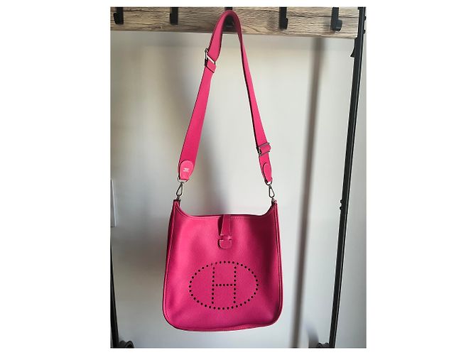 Hermès Evelyne III GM couro fúcsia – com caixa - vista 2