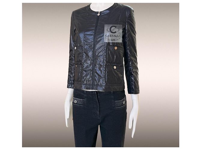 Chanel Ikonische schwarze leichte Pufferjacke 34 FR - Ansicht 5