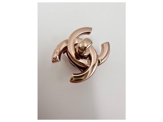 CHANEL chiusura  CC turnlock oro rosa D'oro - vista 2