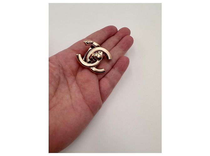 CHANEL chiusura  CC turnlock oro rosa D'oro - vista 9