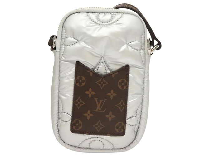 Coussin LOUIS VUITTON LV Cuscino Pochette per Telefono Argento M81716 LV Auth 132963M - vista 2