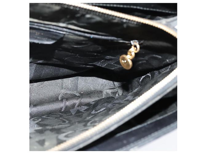 Borsa a Spalla Gancini in Pelle Nera e Oro Salvatore Ferragamo Auth gh274 Nero D'oro - vista 17