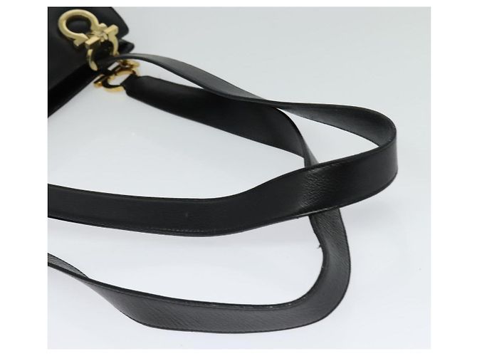 Borsa a Spalla Gancini in Pelle Nera e Oro Salvatore Ferragamo Auth gh274 Nero D'oro - vista 7