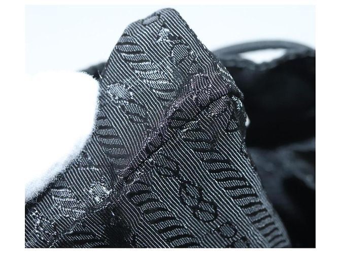 PRADA Sac à main Nylon Noir Or Auth 132686V Doré - vue 11