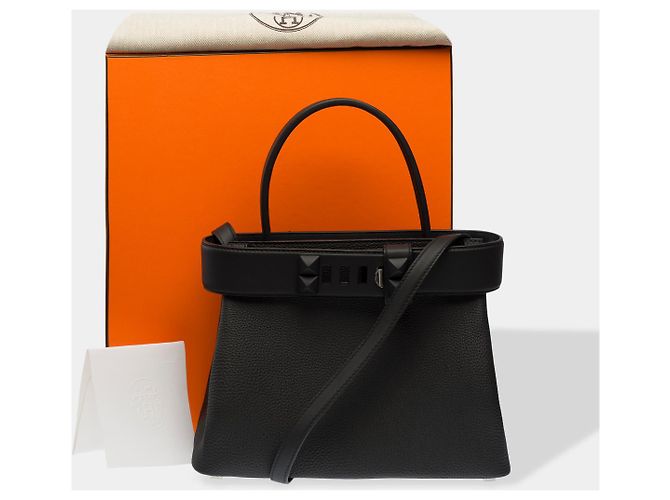 Médor Hermès Bolsa HERMES Medor em Couro Preto - 102782 - vista 2