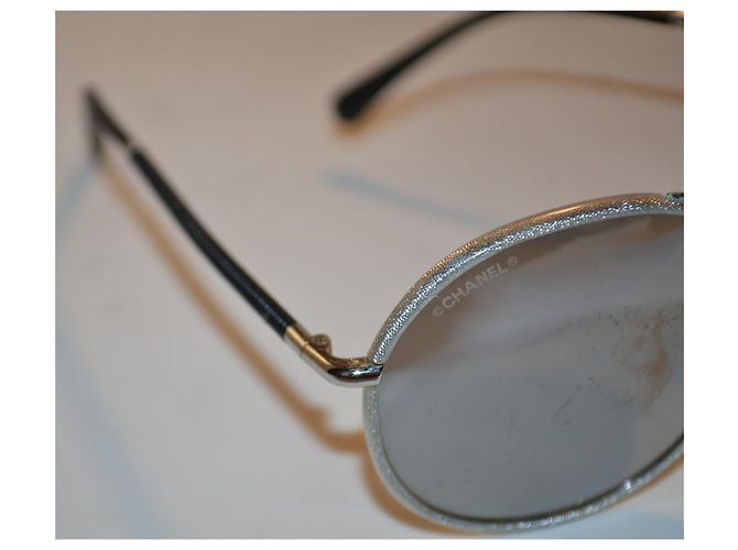Occhiali da sole Chanel neri e argento Nero - vista 4