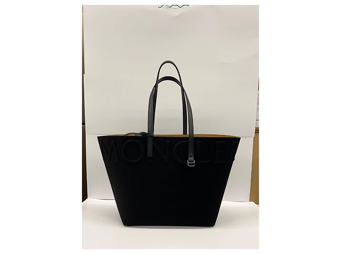 Borsa a spalla Moncler nera in lyocell Nero - vista 10