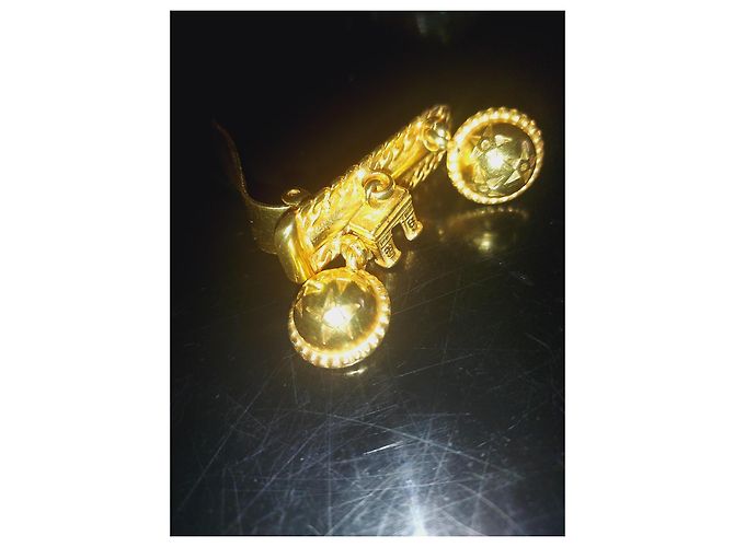 Spilla Céline Vibrage Arc de Triomphe Planet Charms Placcata Oro D'oro - vista 5