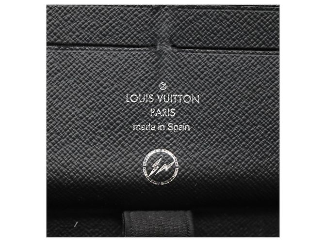 LOUIS VUITTON Monogram Eclipse Fragment Zippy Organizer M64645 LV Auth bs27872 Monogramma - vista 17