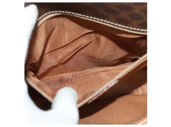 Céline Borsa a Spalla in Tela Macadam CELINE PVC Marrone Oro Auth 131356 D'oro - vista 11