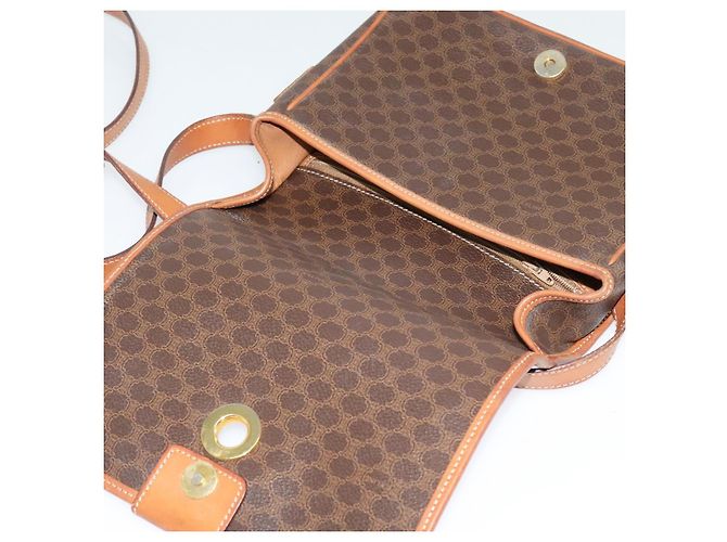 Céline Borsa a Spalla in Tela Macadam CELINE PVC Marrone Oro Auth 131356 D'oro - vista 18