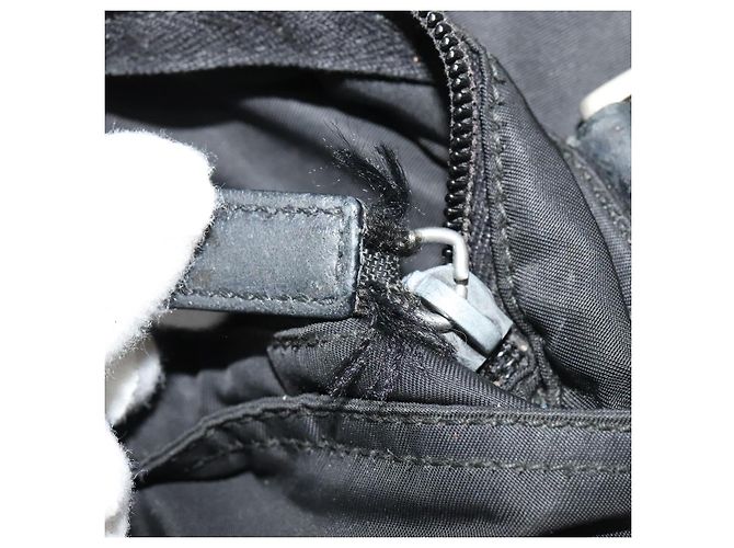 PRADA Schultertasche aus schwarzem Nylon Auth gh414 - Ansicht 9