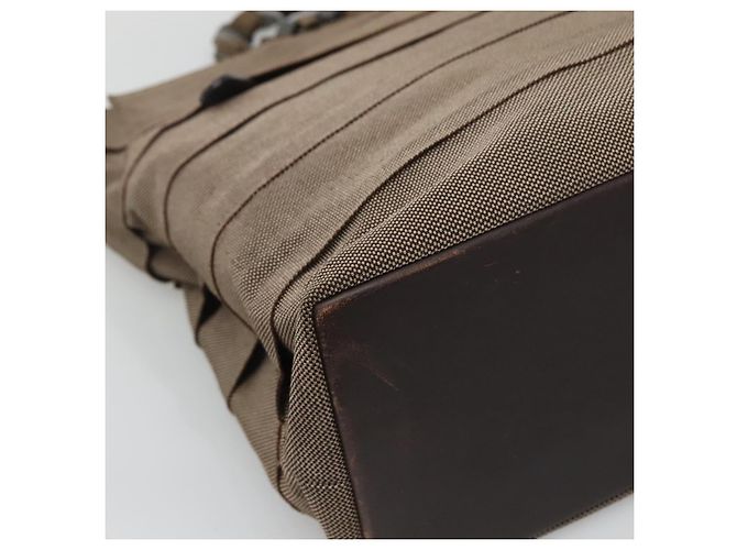 Borsa a Spalla con Catena Salvatore Ferragamo in Tela e Pelle Marrone Argento Auth bs27823 - vista 15