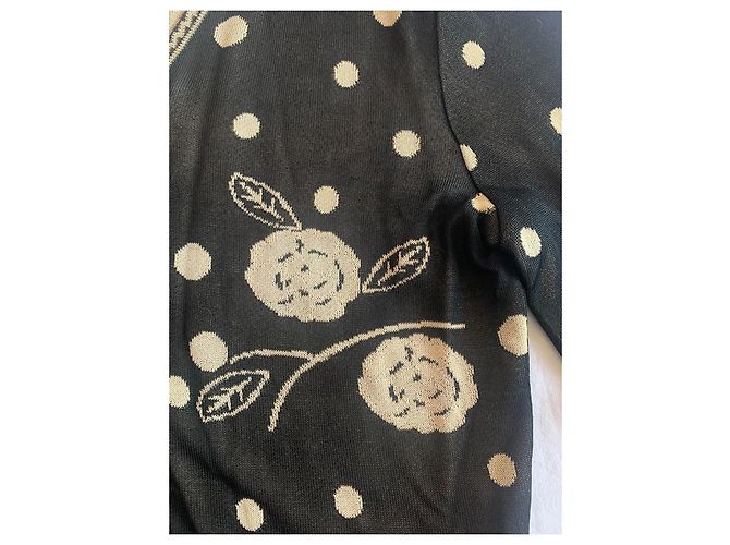 Chanel Colete de Bolinhas e Camélia em Viscose Preto e Creme - vista 10
