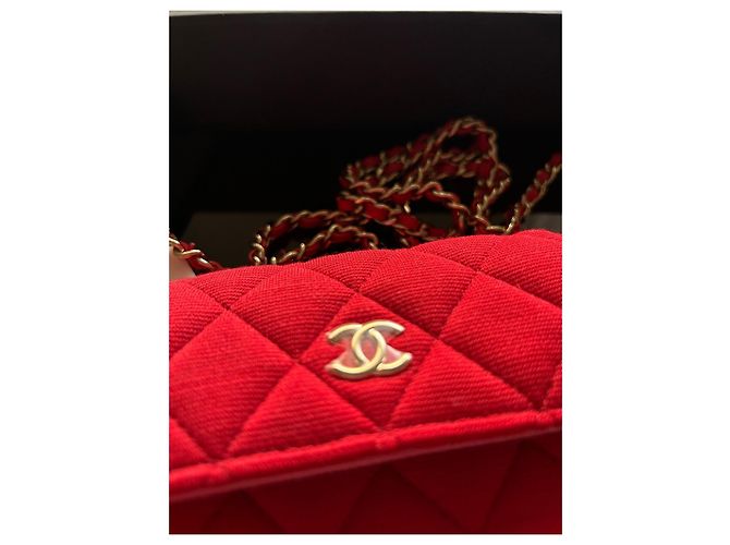 Bolso Mini VIP de Chanel en Jersey Acolchado de Algodón con Correa Roja - vista 7