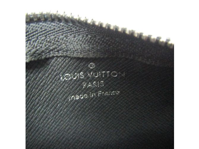 Llave de Louis Vuitton Monogram Eclipse Reverse Negro Morado oscuro - vista 9