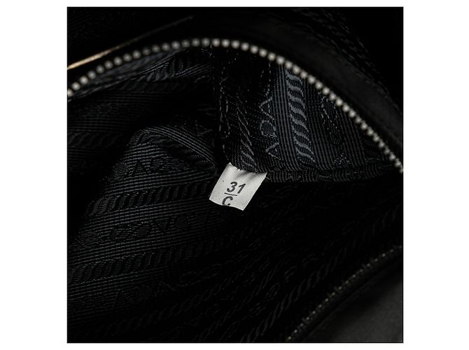Prada schwarze Tessuto Messenger Bag mit Schnalle - Ansicht 6