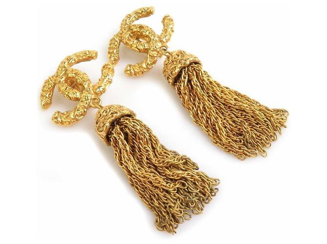 Orecchini in metallo dorato con nappina Chanel Coco Mark D'oro - vista 2