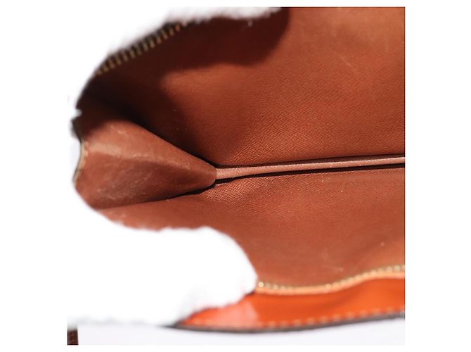 LOUIS VUITTON Clutch Angian Epi Marrone M52113 LV Auth 131458 - vista 24