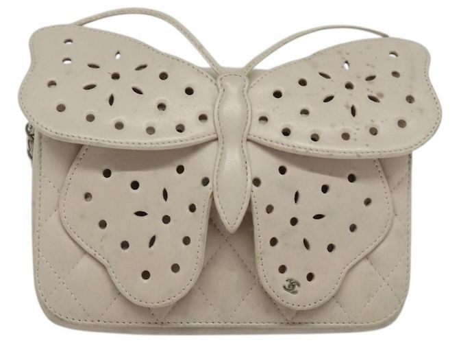 CHANEL Bolsa de Ombro Matelassé com Corrente em Couro de Cordeiro Bege CC Auth 131632 - vista 13