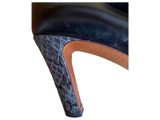 Black leather high heels with python effect – Marc by Marc Jacobs (Size 36) - view 8