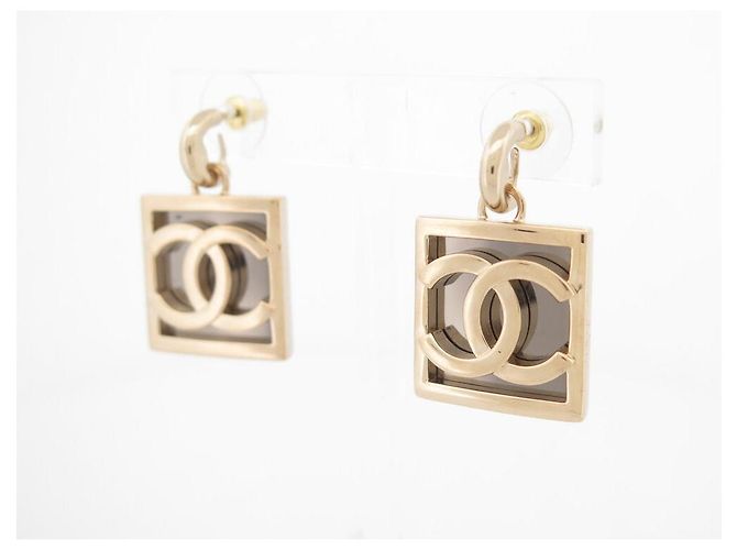 Orecchini pendenti Chanel in metallo dorato D'oro - vista 2