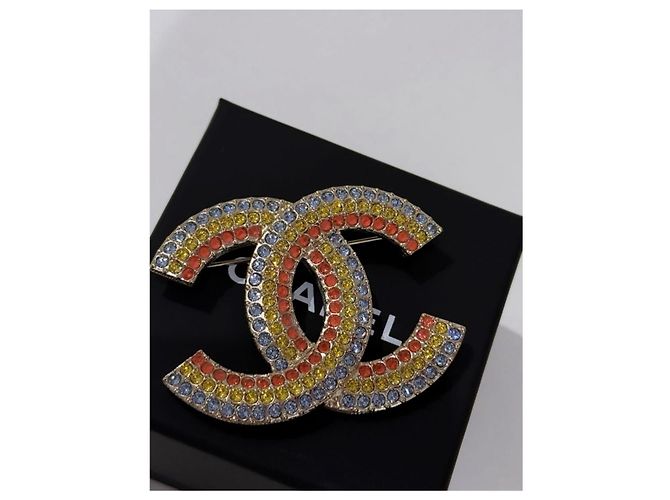 Spilla Chanel Doppio CC Oro Cristalli e Perle D'oro - vista 4