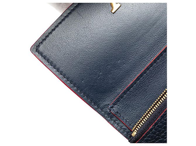 Cartera Capucines de cuero Taurillon Louis Vuitton Azul - vista 4
