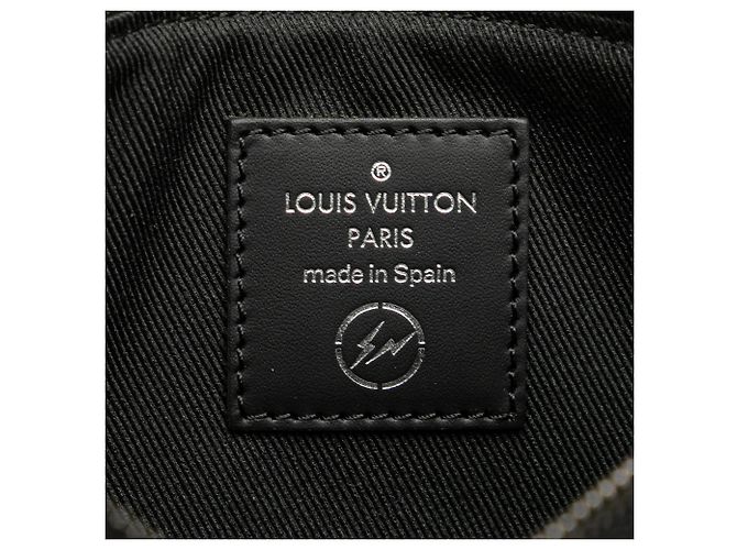 Louis Vuitton Black Monogram Eclipse Flash Fragment iPhone-Hülle Schwarz - Ansicht 5