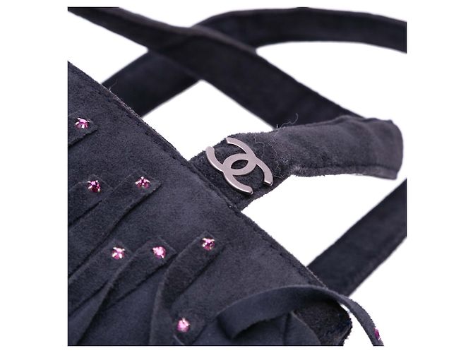 Chanel Lila Mini Wildleder Tote mit Nietenfransen - Ansicht 8