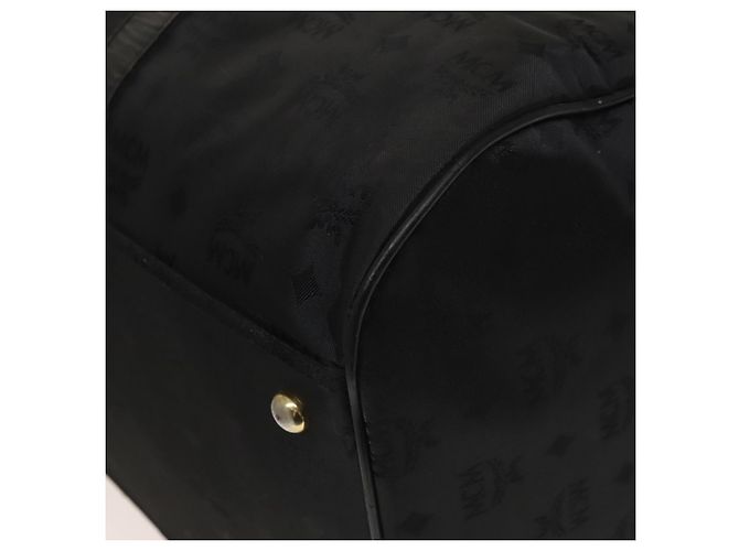 Borsa a spalla MCM Vicetos Logogram Nylon 2way Nero Oro Auth 128228 D'oro - vista 17