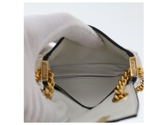 Fendi Bolsa de ombro em lona Zucca Nano Baguette em couro branco Auth 47061V - vista 11