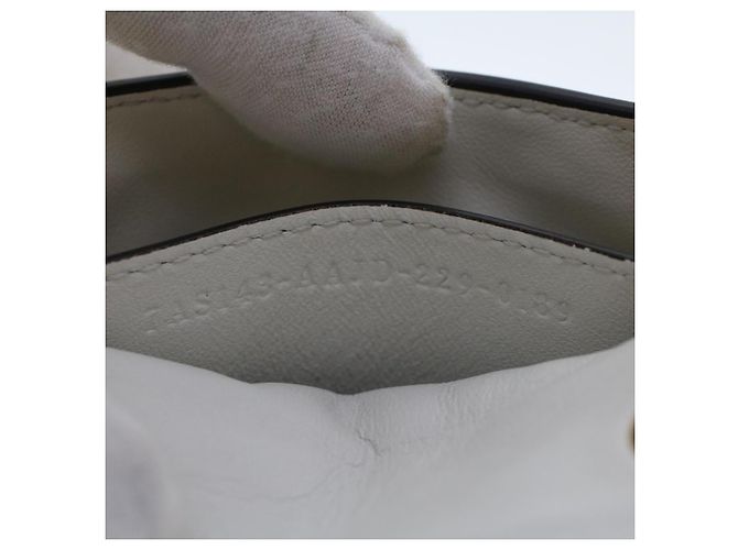 Fendi Bolsa de ombro em lona Zucca Nano Baguette em couro branco Auth 47061V - vista 12