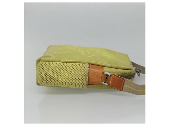 LOUIS VUITTON Borsa Weatherly LV Cup Damier Geant Gialla M80636 LV Auth BD482 Giallo - vista 4