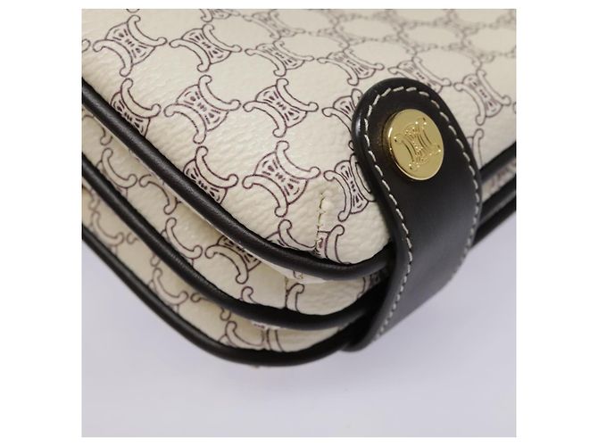 Céline Bolso de Accesorios de Lona Macadam CELINE PVC Cuero Blanco Oro Auth 93826AV Dorado - vista 17
