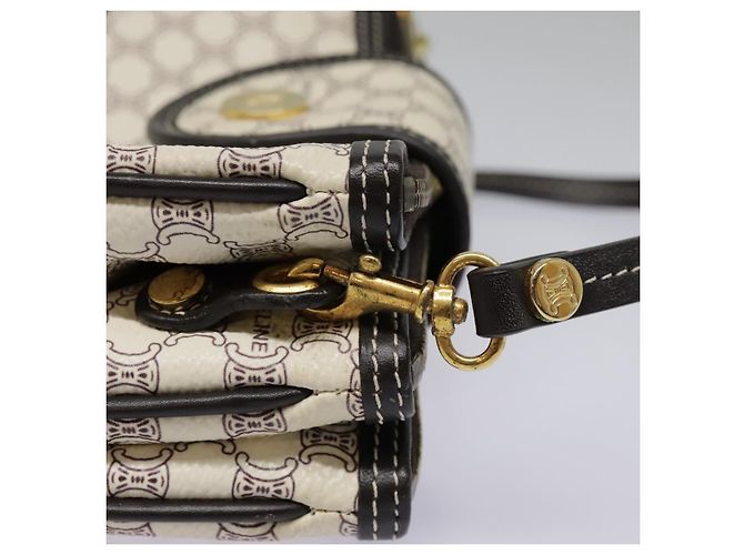 Céline Bolso de Accesorios de Lona Macadam CELINE PVC Cuero Blanco Oro Auth 93826AV Dorado - vista 21
