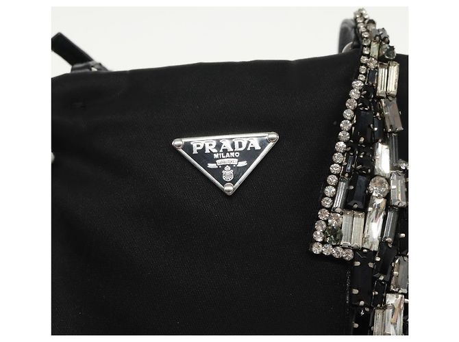 Borsa a spalla con catena Prada in nylon nero e argento autentica 100262AV - vista 18