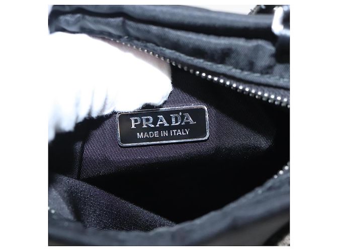 Borsa a spalla con catena Prada in nylon nero e argento autentica 100262AV - vista 20