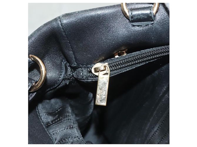 Vala Handtasche aus Leder 2 in 1 Schwarz Gold Auth 131359 von Salvatore Ferragamo Golden - Ansicht 25